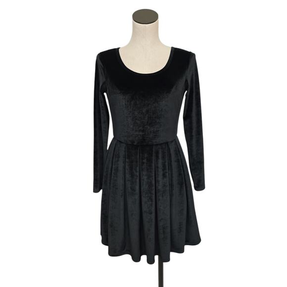 TALULA‎ Black Velvet Dress Womens Medium Party Elegant Classy Boho Flirty - Picture 1 of 9